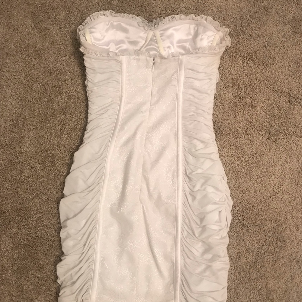 BEBE white strapless Lace dress size M - Picture 3 of 7